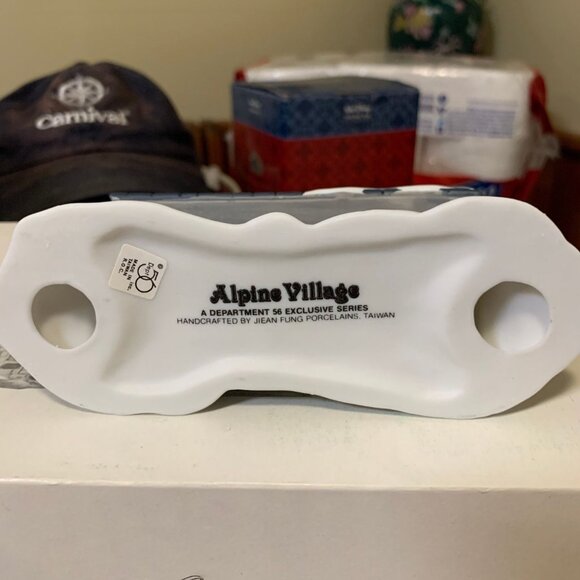 Dept 56 Alpine Village Sign Alpine Village Accessory from 1987 (no box) - Picture 4 of 4